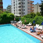 Uslan Hotel 3*