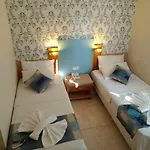 Hotel Uslan 3*