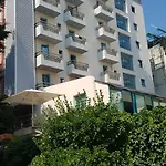 Uslan Hotel 3*