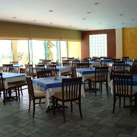 Uslan Hotel
