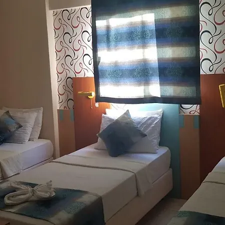 فندق Uslan كوشاداسيه